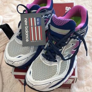 NWT New Balance women's running shoes